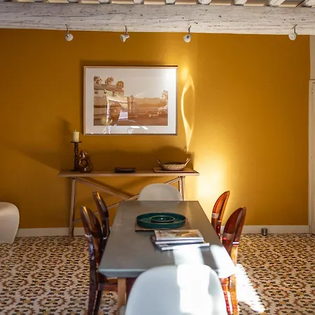 Guest house Le Prieure Notre-dame Montfrin