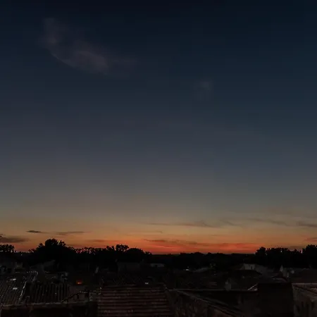 بيت ضيافة Le Prieure Notre-dame Montfrin