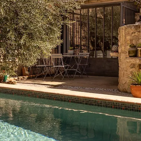 Le Prieure Notre-dame Guest house *