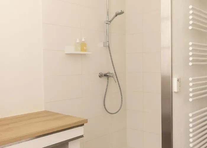 Gasthof Le Prieure Notre-dame Montfrin